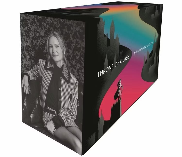 Throne of Glass Paperback Box Set (Throne of Glass) by Sarah J. Maas